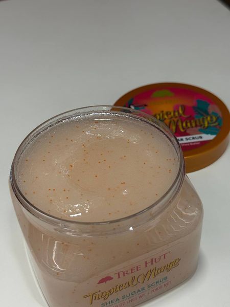 Скраб для тіла Tree Hut Tropical Mango Sugar Scrub 075371003066 фото