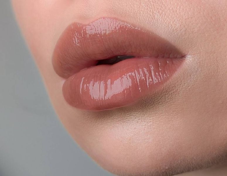 Lipss Lipper блиск для губ Latte 9 ml 4820276880184 фото